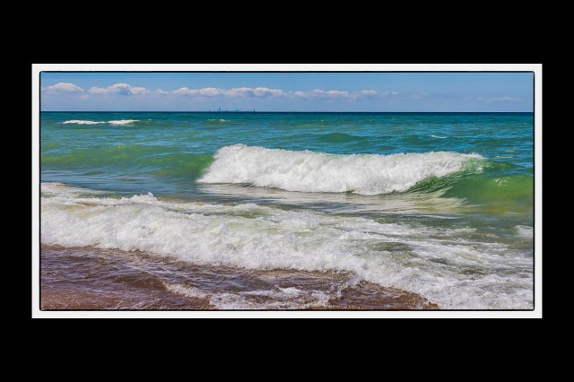 Surf Looking Toward Chicago Skyline PR sm pano pt